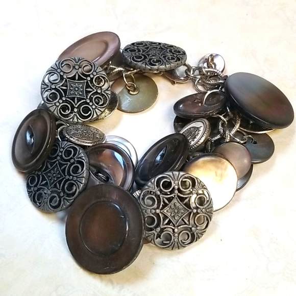 Vintage Silver Tone Button Charm Bracelet - Picture 3 of 11